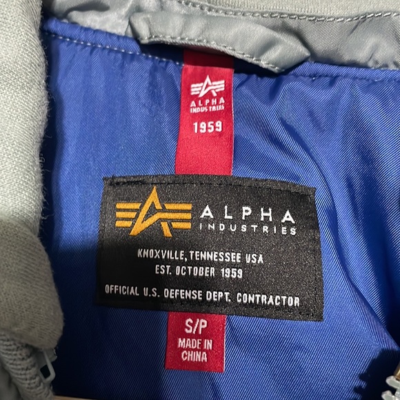 Alpha Industries Bomber Jacket - Picture 3 of 5